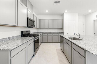 2610 Aversa St in Henderson, NV - Building Photo - Building Photo