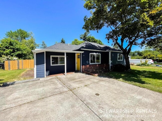 116 Cedar Ln