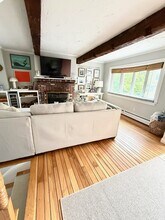 7 Colonial Ct in Marblehead, MA - Building Photo - Building Photo