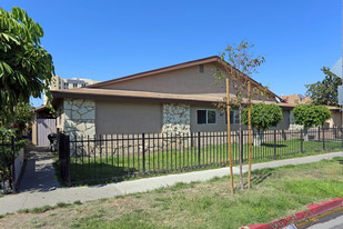 1811 W Glen Ave in Anaheim, CA - Building Photo - Building Photo