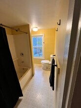 17 Parker St, Unit B - 2nd floor in Winchester, NH - Building Photo - Building Photo