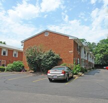 Master Suites in Kettering, OH - Building Photo