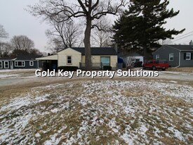 1212 Layton Rd in Anderson, IN - Building Photo