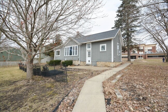 620 7th St SW in Rochester, MN - Building Photo - Building Photo