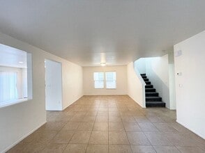 4840 Diamond Estates Ct in Las Vegas, NV - Building Photo - Building Photo