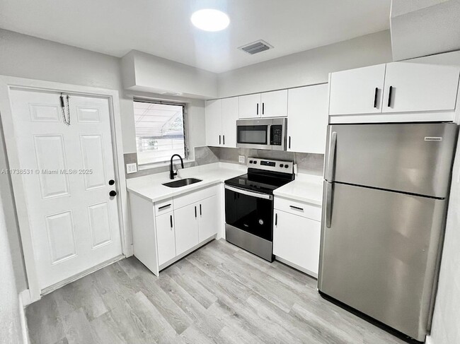 property at 226 SW 6th St