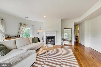 1200 East Capitol St NE in Washington, DC - Building Photo - Building Photo