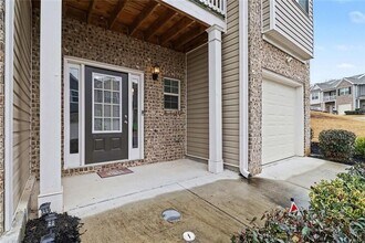 7051 Fringe Flower Dr in Austell, GA - Building Photo - Building Photo