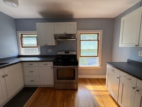 403 Hector St, Unit down in Ithaca, NY - Building Photo - Building Photo