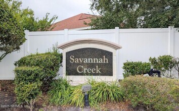 12162 Millford Ln N, Unit 206 in Jacksonville, FL - Building Photo - Building Photo