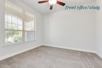 19216 Tristan Stone Dr in Pflugerville, TX - Building Photo - Building Photo