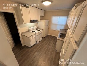 9333 Park Blvd-Unit -Apt 1 in Seminole, FL - Building Photo - Building Photo