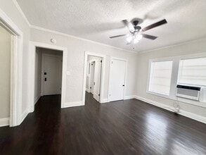 3920 Fannin St in Houston, TX - Building Photo - Building Photo