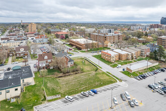 510 S 39th St in Omaha, NE - Foto de edificio - Building Photo