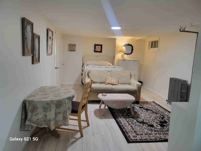 property at 112 W 9th St
