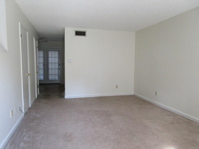 117 Engleside St in Sumter, SC - Building Photo - Building Photo