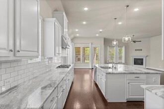 106 Lily Greene Ct in Conroe, TX - Building Photo - Building Photo