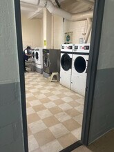 120-13 9th Ave in Queens, NY - Foto de edificio - Building Photo