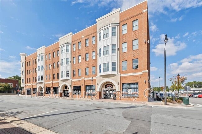 145 S Main St in Fuquay Varina, NC - Building Photo - Building Photo