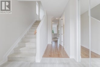 2046 Postilion St in Ottawa, ON - Building Photo - Building Photo