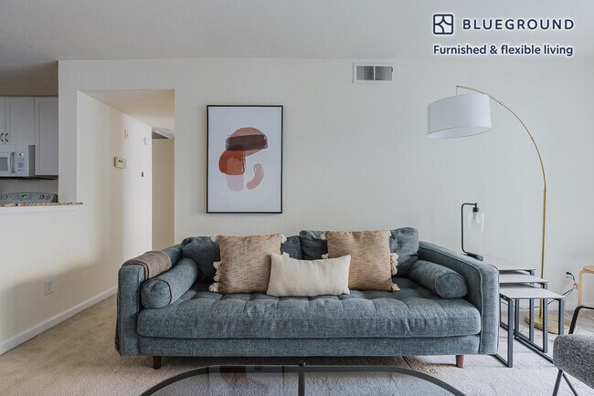 1220 N Fair Oaks Ave in Sunnyvale, CA - Building Photo - Building Photo