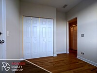 3246 N Clifton Ave, Unit E3 in Chicago, IL - Building Photo - Building Photo