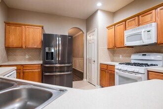 30615 S Sulphur Creek Dr in Magnolia, TX - Building Photo - Building Photo