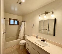 2632 Worden St in San Diego, CA - Building Photo - Building Photo