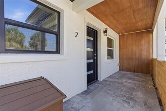 113 145th Ave in Madeira Beach, FL - Foto de edificio - Building Photo