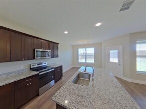 10357 Ft Ewell Trl in Crowley, TX - Foto de edificio - Building Photo