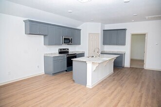 1320 Bajada St in Midland, TX - Building Photo - Building Photo