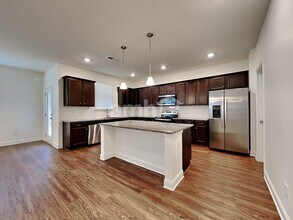 317 Bourne St in Canton, GA - Foto de edificio - Building Photo