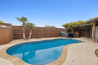 3809 Northpark Dr in The Colony, TX - Building Photo - Building Photo