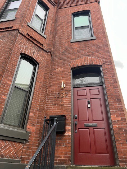 1532 O St NW, Unit A in Washington, DC - Foto de edificio - Building Photo