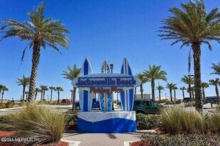 614 4th St N in Jacksonville Beach, FL - Building Photo