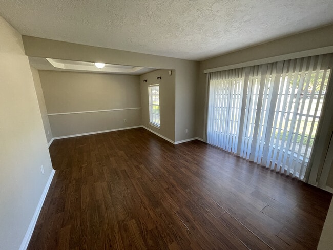 9015 Eldora Dr in Houston, TX - Building Photo - Building Photo