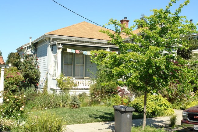 1418 Spruce St in Berkeley, CA - Building Photo - Building Photo