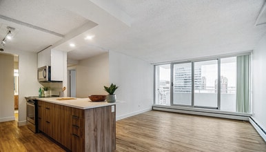 Grid 5 Apartments in Calgary, AB - Building Photo - Building Photo