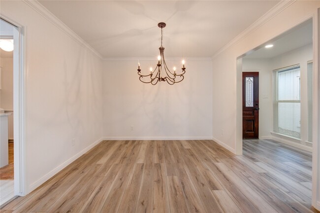 10322 Lynbrook Hollow St