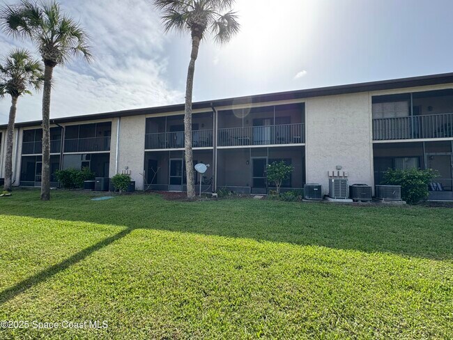 1068 Mollie Ln in Melbourne, FL - Building Photo - Building Photo