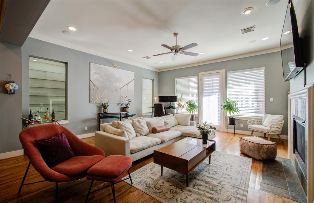 5222 Lillian St in Houston, TX - Building Photo
