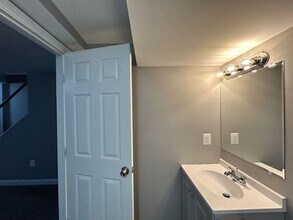 8 Transverse Ave in Middle River, MD - Building Photo - Building Photo