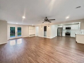 26018 Whipple St in Novi, MI - Building Photo - Building Photo