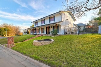 3409 Lakeside Dr in Austin, TX - Foto de edificio - Building Photo