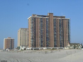4800 Boardwalk in Ventnor City, NJ - Building Photo