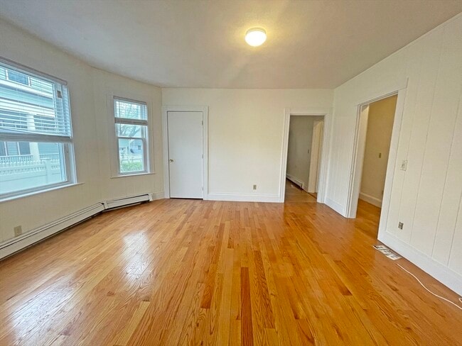 301 Lexington St in Newton, MA - Building Photo - Building Photo