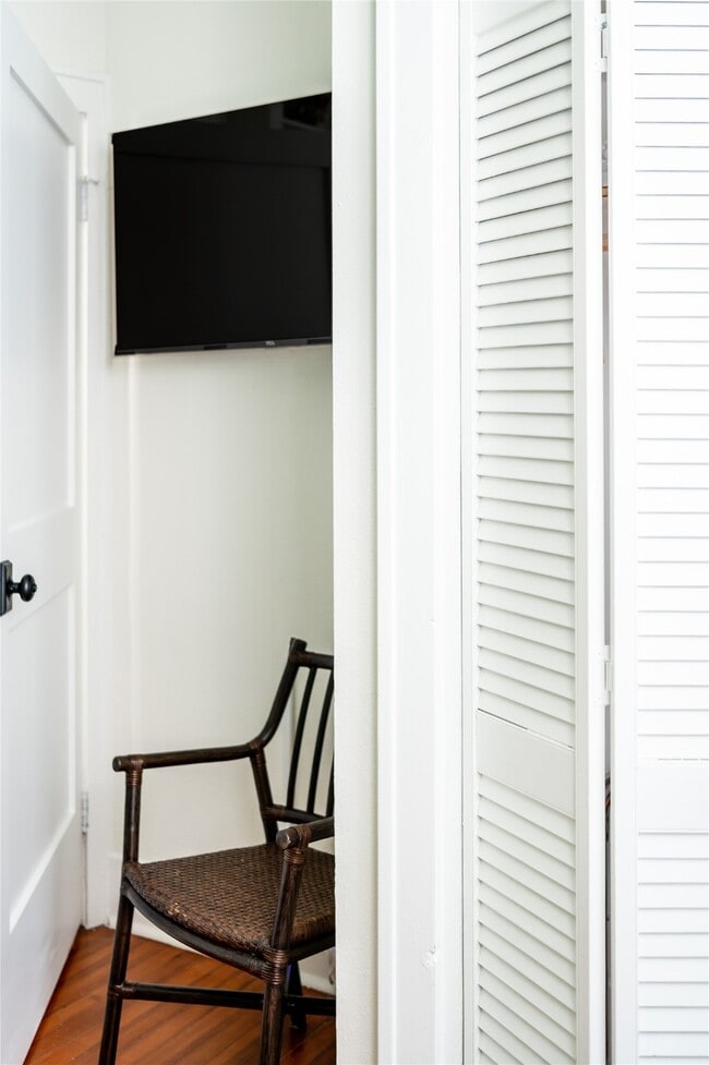 property at 611 16th St