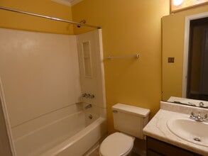 3605 Pine Knoll Dr in Raleigh, NC - Building Photo - Building Photo