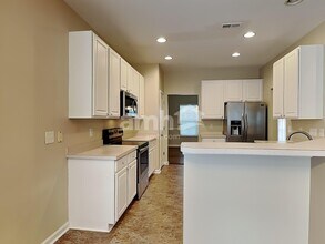 635 Chadwyck Dr in Duncan, SC - Building Photo - Building Photo