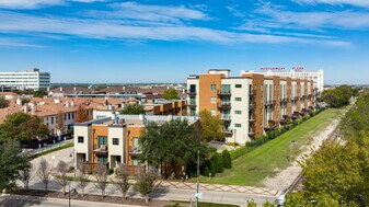 Arthouse at SO7 in Fort Worth, TX - Building Photo